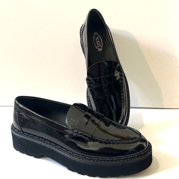 Tod's Black Patent Leather Slip On Comfort Penny Loafer Low Heel Flats 41
